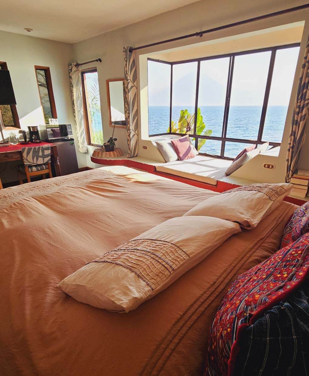 atitlansunsetlodge